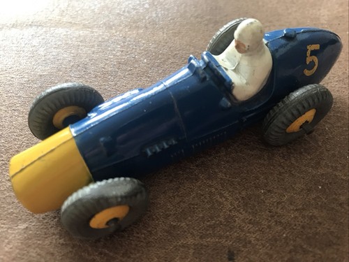 Ferrari racing car dinky - car,,