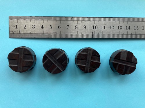 Vintage radio bakelite knobs - vintage,