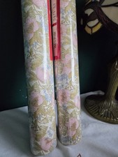 Vintage Retro Kitsch Floral