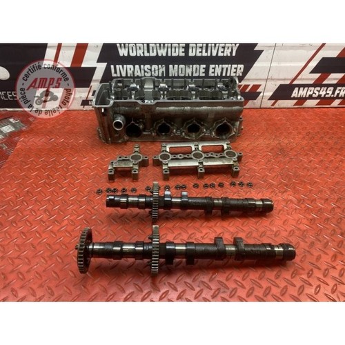Cylinder head with camshaft