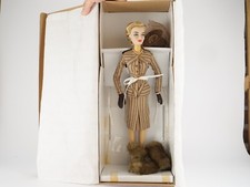 The Ashton Drake Galleries Madra Top This