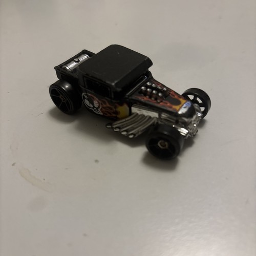 Hot wheels bone - hot, shaker