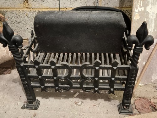 Cast iron fire grate - iron,