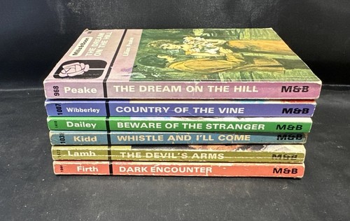 Mills boon vintage - &,