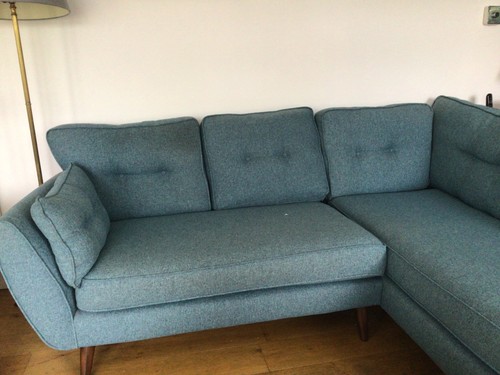 Dfs french connection corner - french,