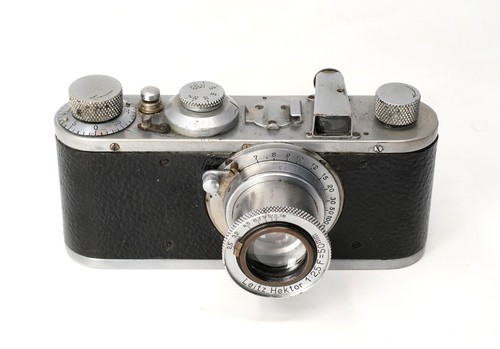 Leica 35mm rangefinder - i,