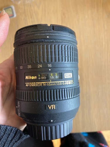 Nikon nikkor 16 85mm - af-s,