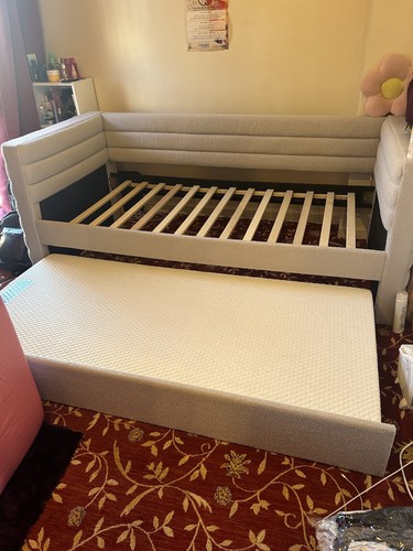 Guest bed with single - , mattress