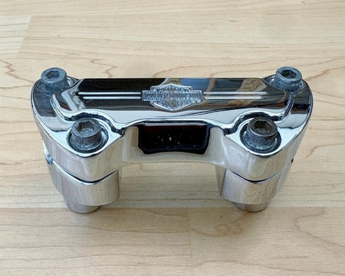 Harley chrome bar - chrome, shield