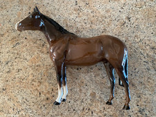 BESWICK BROWN GLOSS HORSE WITH STRAIGHT TAIL ~ LQQK