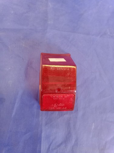 Only red plastic taillight - red,