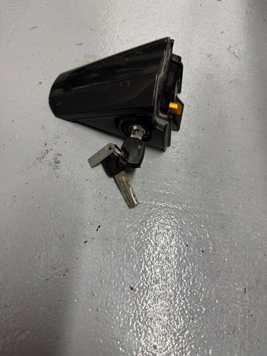 Giant bike battery lock - giant,