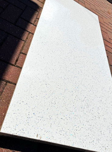 White gloss sparkle - sparkle, fleck