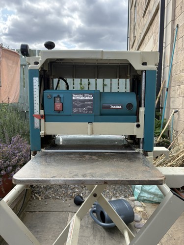 Makita thicknesser 2012nb - thicknesser,