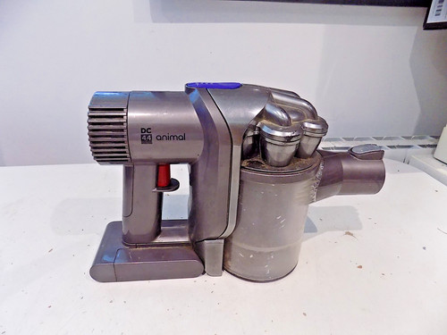 Dyson dc44 animal vacuum - dyson,
