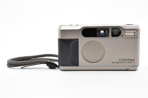 Near mint contax t2 titan - mint],