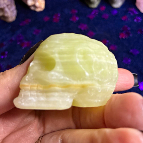 Polished onyx crystal - , skull