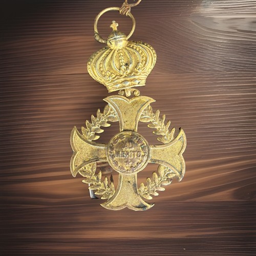 Vintage mid 1900 crown cross - vintage,