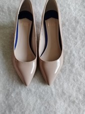 FAITH Nude Patent leather