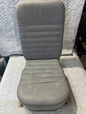 Land Rover Defender Front