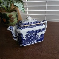 Vintage 1996 Ringtons Blue and White Square Sided Teapot by Wade In England