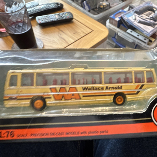 Exclusive first editions 76 - exclusive, 1/76