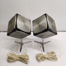 2 X GRUNDIG AUDIORAMA 700 CUBE