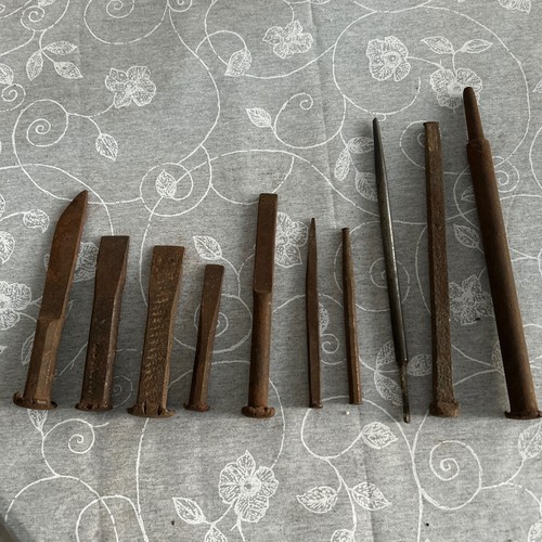 Lot vintage chisels and - of,