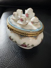 Vintage porcelain trinket box