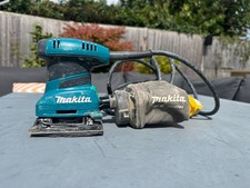 110v Makita BO4555 palm sander