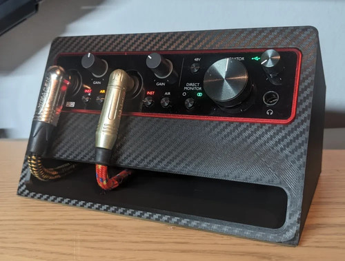 Focusrite scarlett 1st 2nd 3rd - 1st,