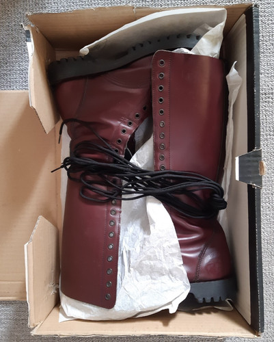 Uk8 shellys hole oxblood - 20,