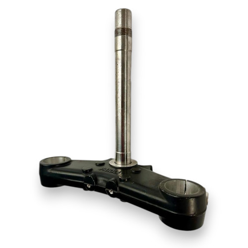 Matchless bottom yoke assembly - matchless,
