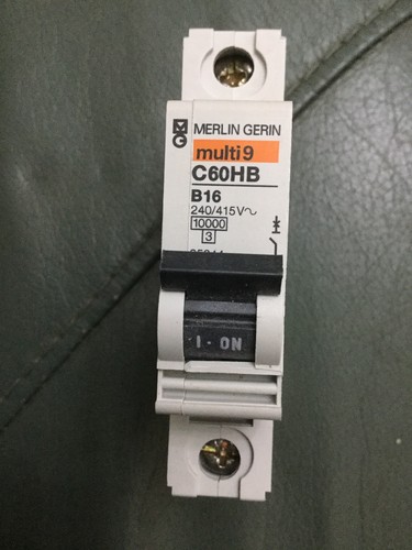 Merlin gerin amp type - type, b