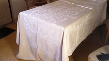 LARGE VINTAGE JACQUARD  TABLECLOTH - 160  X 226 CM
