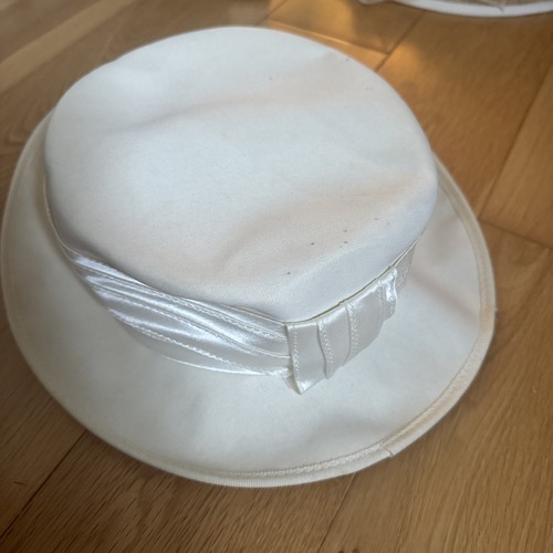 Vintage cream occasion hat - cream,