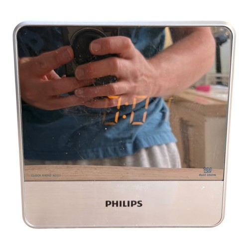 Philips retro alarm clock - retro,
