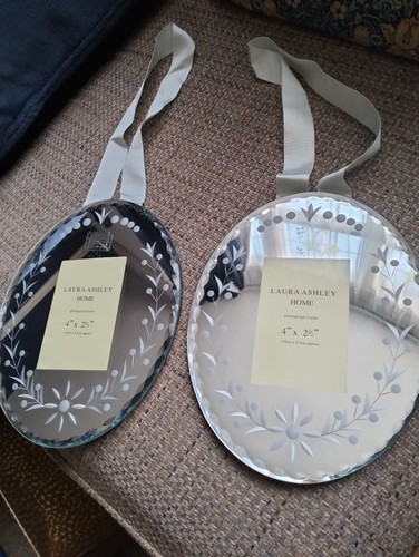 Laura ashley pair - laura,