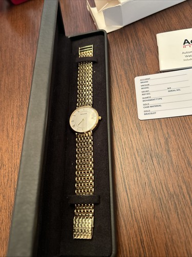 Accurist all 9ct - 9ct, gold