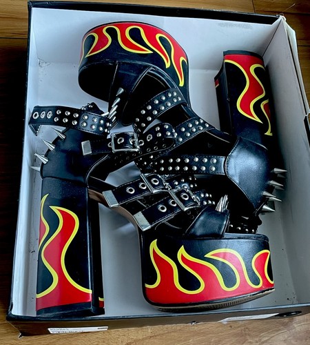 Lamoda falming spiked platform - lamoda,