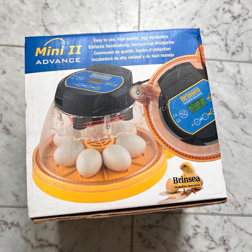 Brinsea mini advance egg - brinsea, ii