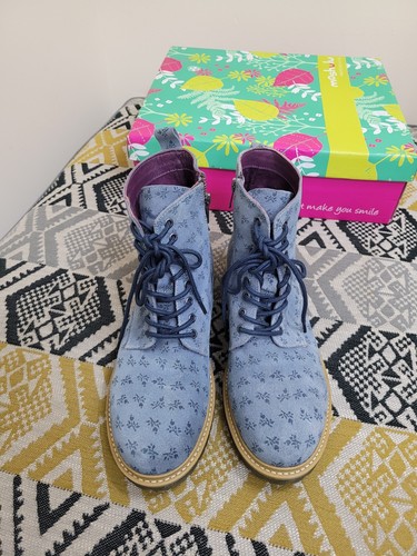 Vgc moshulu suede - vgc, chunky