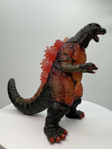Burning godzilla figure - figure, –
