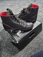 Oxford Jericho Black Red WP