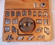 UNIVERSAL HIRSCH INDUSTRIAL SPINDLE MOULDER HEAD & 20 BLADES