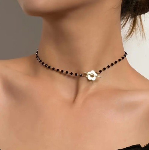 Black crystal beads choker - black,
