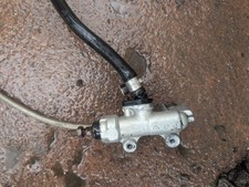 Gsx750 F Rear Master Brake