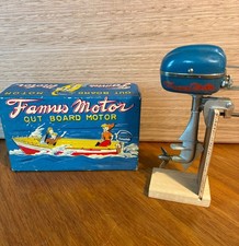 Famus Model No. 420 Electric Toy Outboard Motor W/Box + stand. NOS/MINT