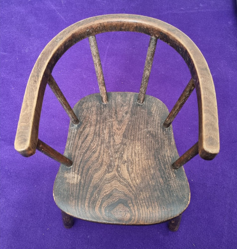 Antique handmade windsor - 19,