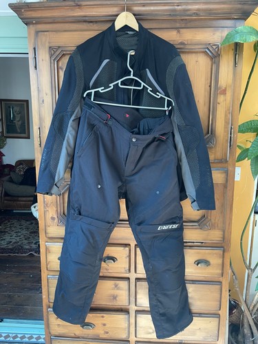 Black and grey dainese air - and,